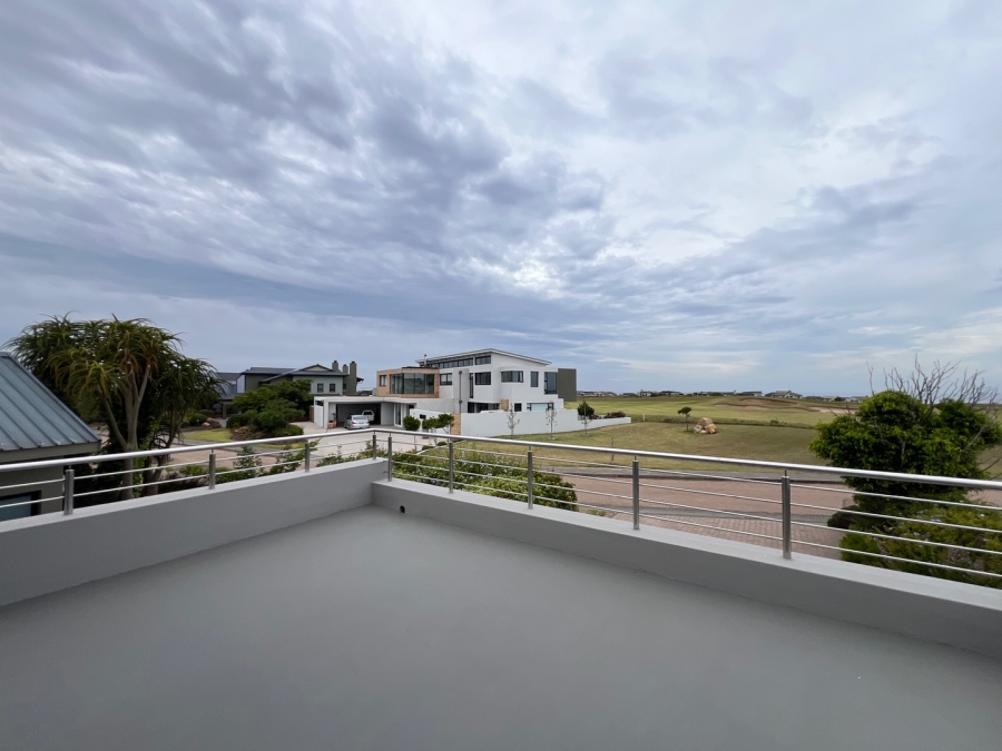 4 Bedroom Property for Sale in Oubaai Western Cape